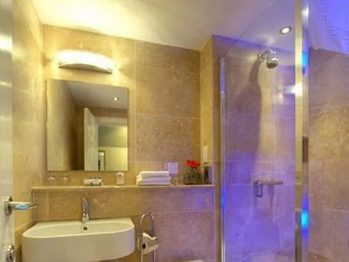 Aaron Lodge Edinburgh Guest house