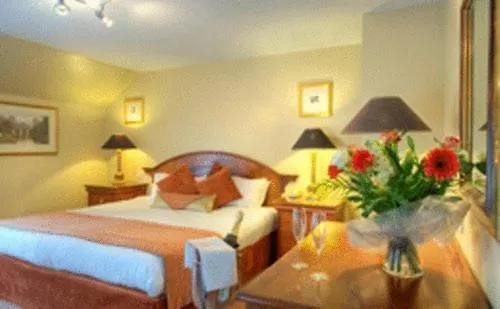 Aaron Lodge Edinburgh